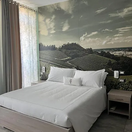 Volpedo Hostel Отель