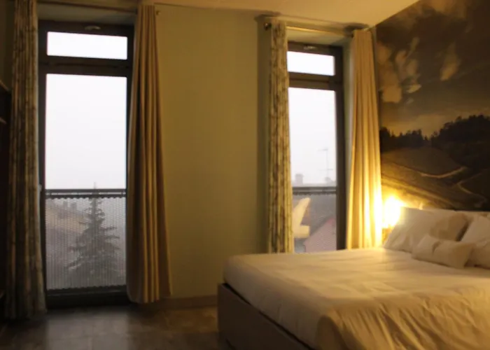 호텔 Volpedo Hostel 볼페도